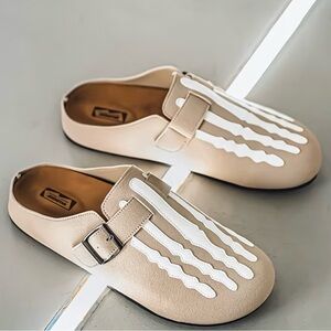 Men's Slip-On Clog in Beige with White Accent - Casual Comfort